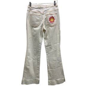 Escada Vintage Y2K Flare White Denim Jeans w/ Contrast Stitching  US 2 / 4